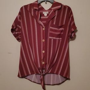 Short sleeve button down top